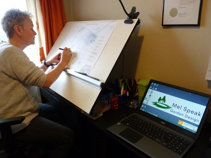 mel-speak-garden-design-1030x773